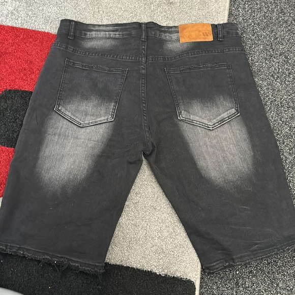 Waimea shorts 🩳 - Picture 3 of 4